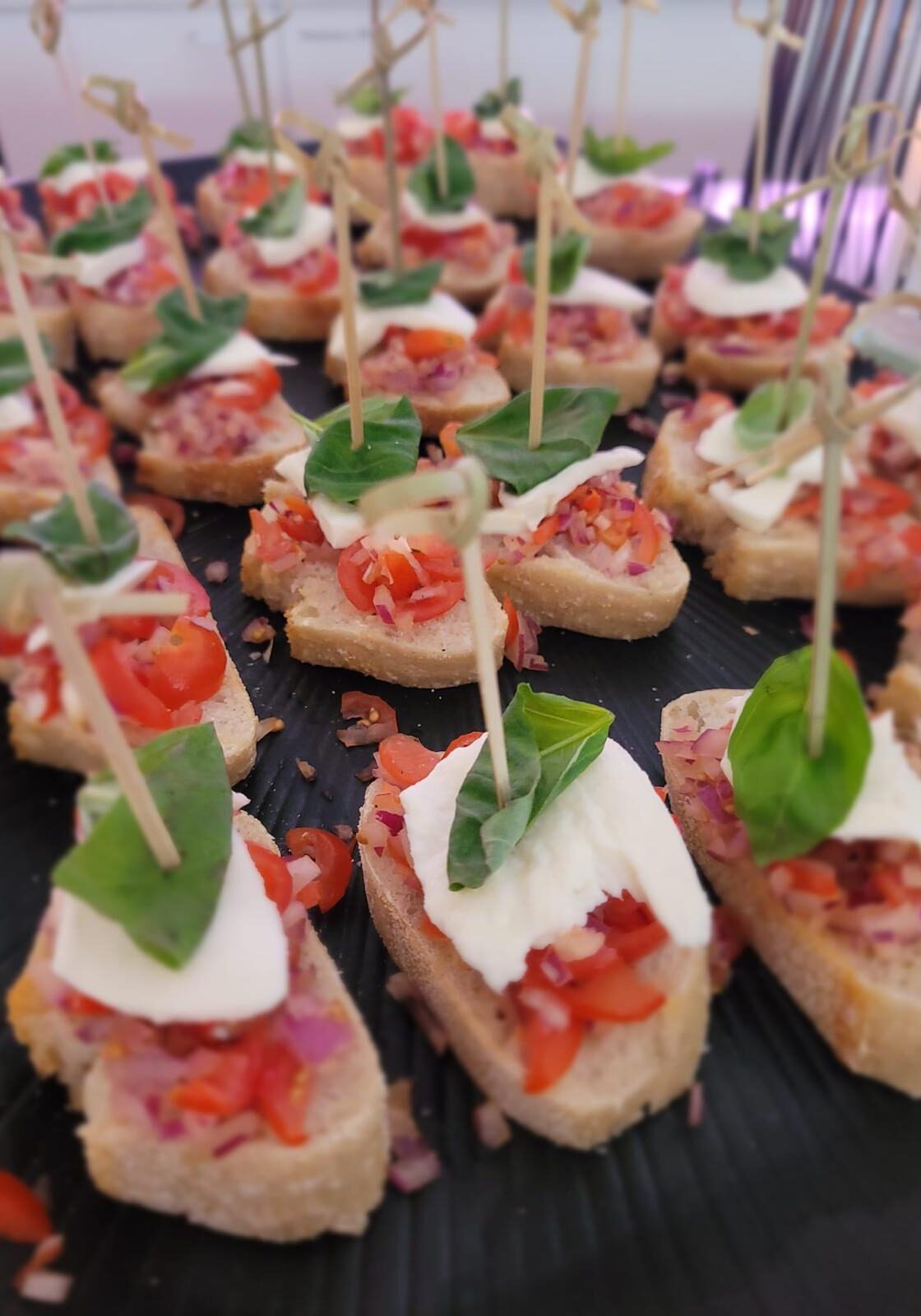 Pinchos mozzarella